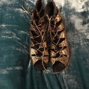 Schultz peep toe lace up heels